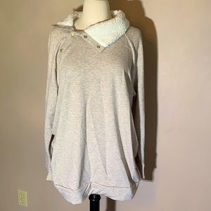Women’s Maternity Cream Sherpa Collar Sweatshirt